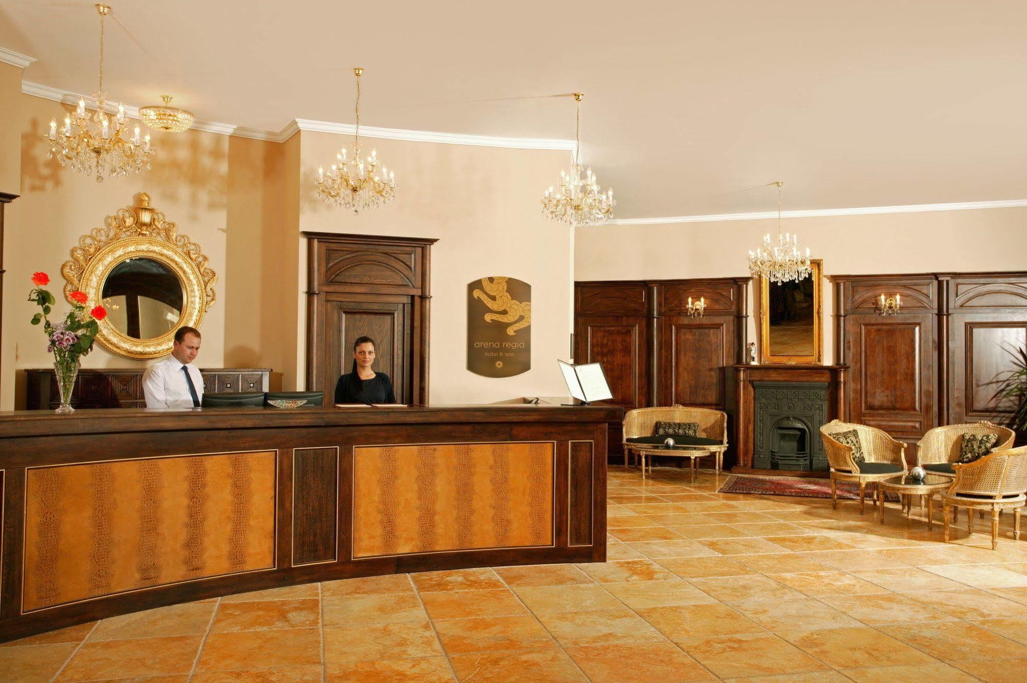 Arcadia Hotel - Marina Regia Residence มามายา ภายนอก รูปภาพ