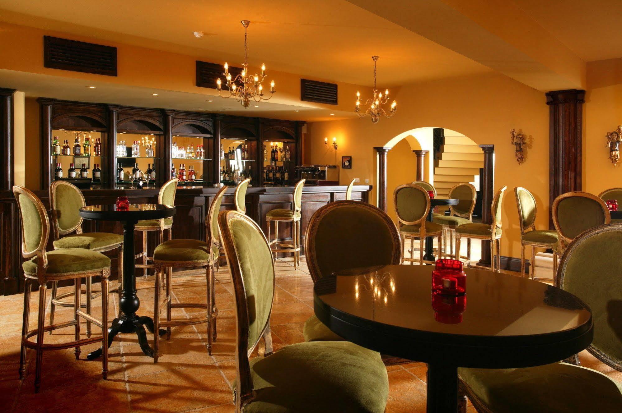 Arcadia Hotel - Marina Regia Residence มามายา ภายนอก รูปภาพ